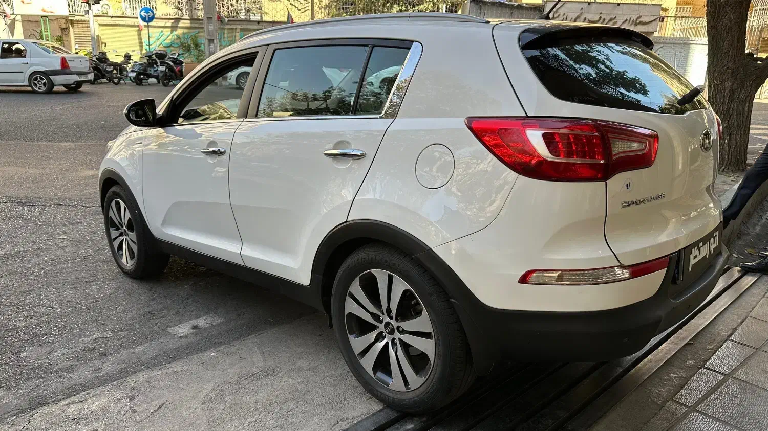 کیا اسپورتیج 4 سیلندر فول 2400cc - 2013
