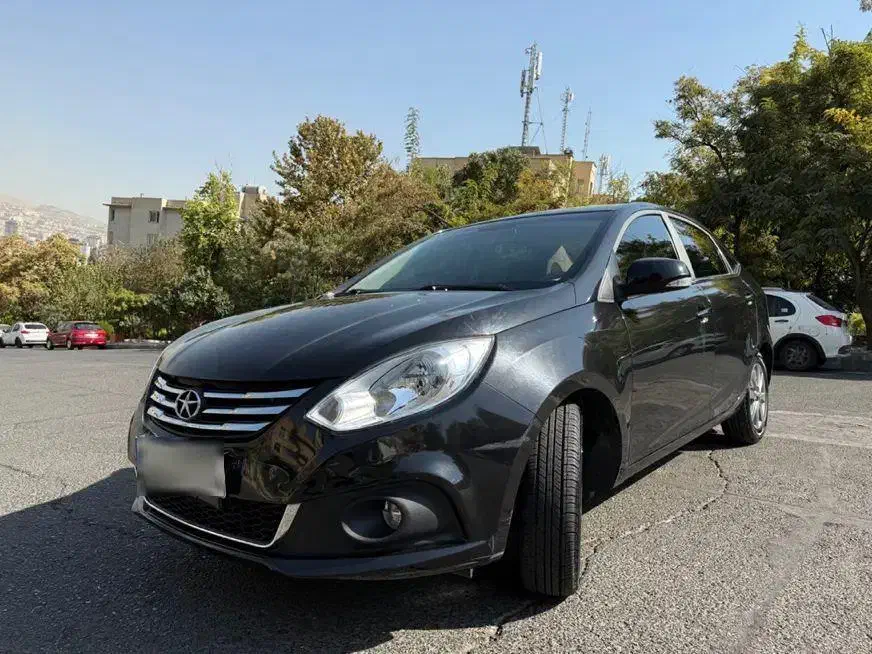 جک J4 اتوماتیک آپشنال - 1402