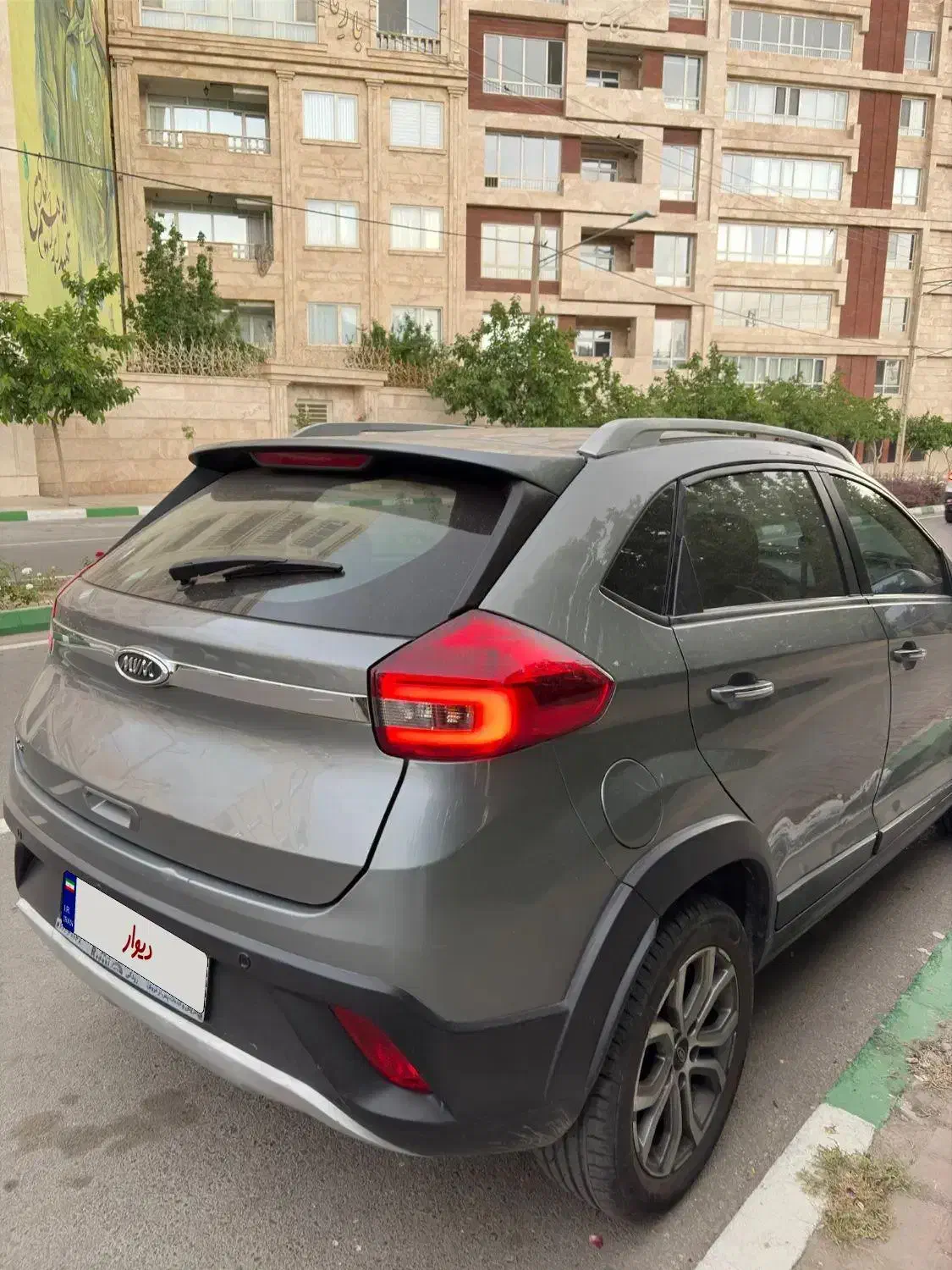 ام وی ام X22 دنده‌ای لاکچری - 1397