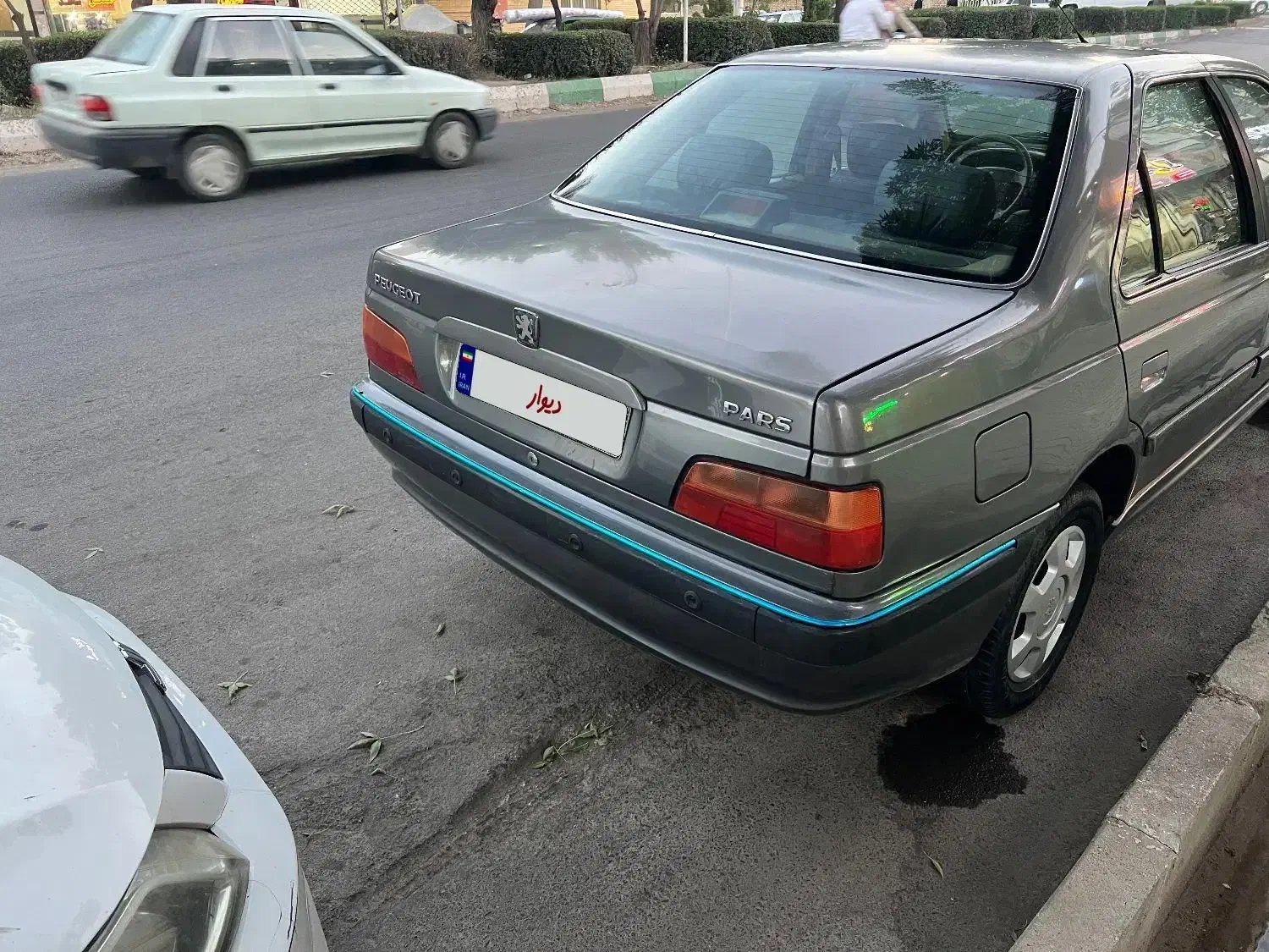 پژو پارس سال - 1392