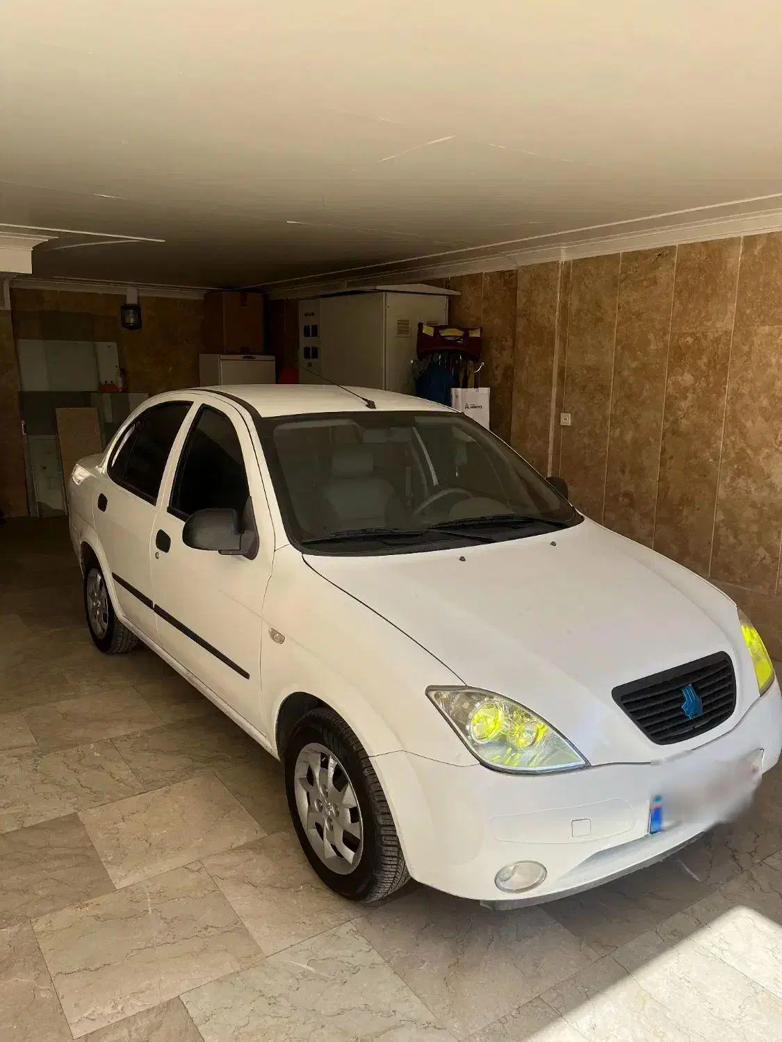 تیبا صندوق دار SX - 1400