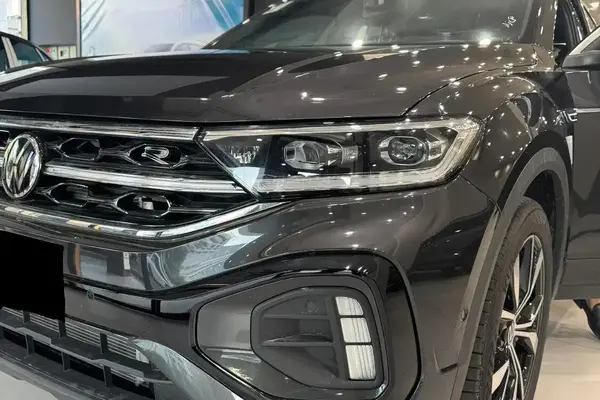 فولکس تی راک آر-لاین - 2025