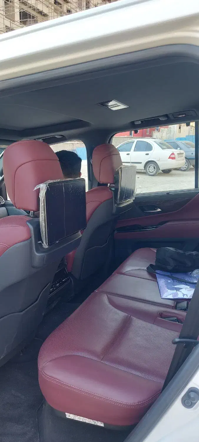 لکسوس LX 570 فول - 2013