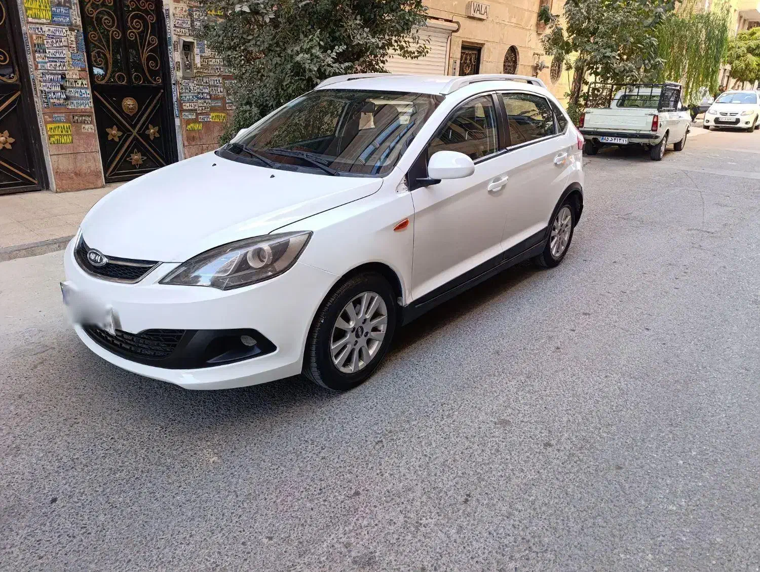 خودرو ام وی ام، 315 هاچ بک آگهی ann_20745162