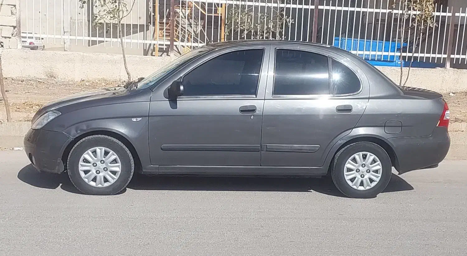 تیبا صندوق دار SX - 1395