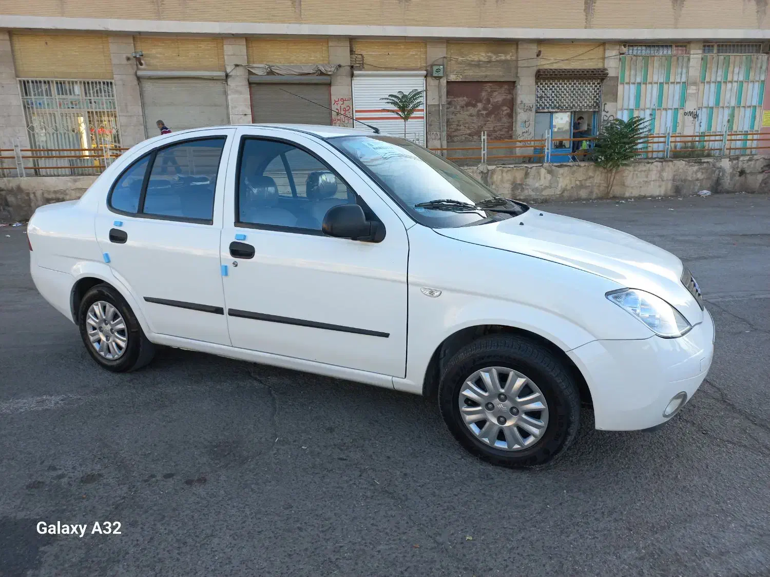 تیبا صندوق دار SX - 1400