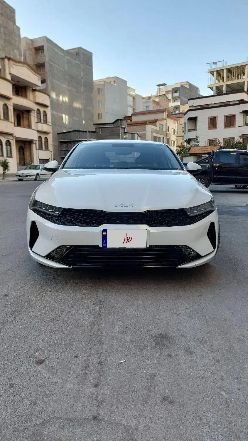 کیا K5 ۱.۵ لیتر توربو - 2025