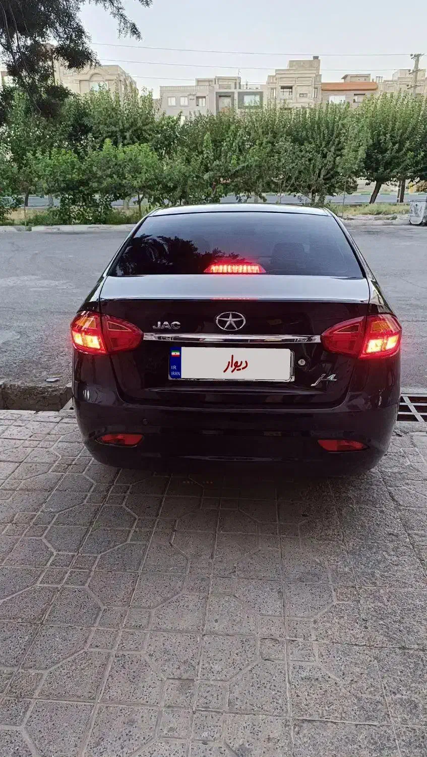 جک J4 اتوماتیک ساده - 1401