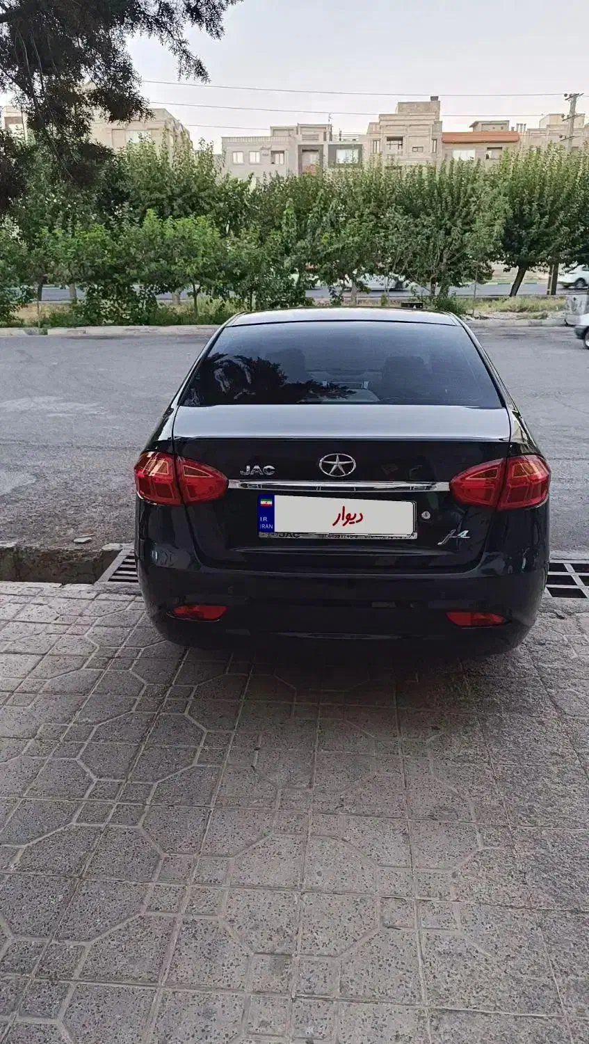 جک J4 اتوماتیک ساده - 1401