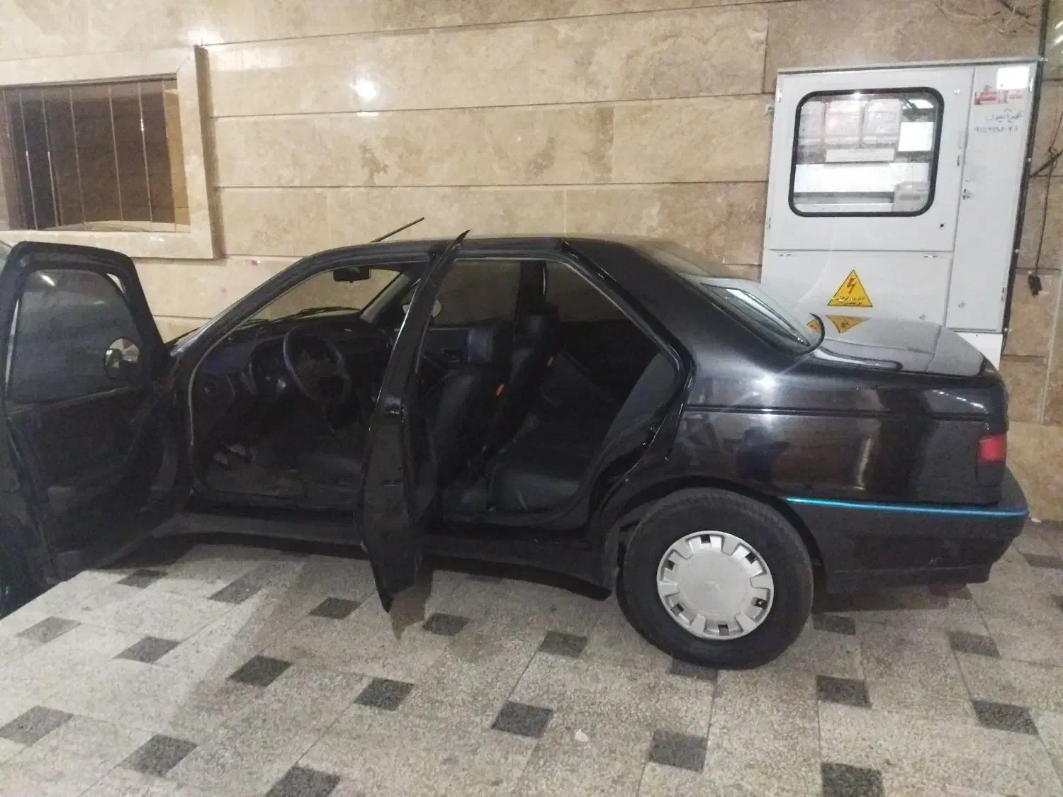 پژو 405 GLX - 1381