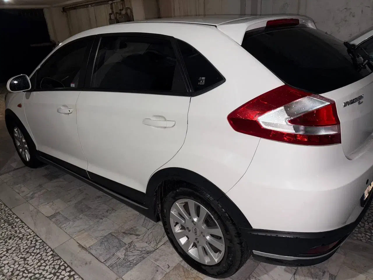 ام وی ام 315 هاچ بک ساده دنده ای - 1395