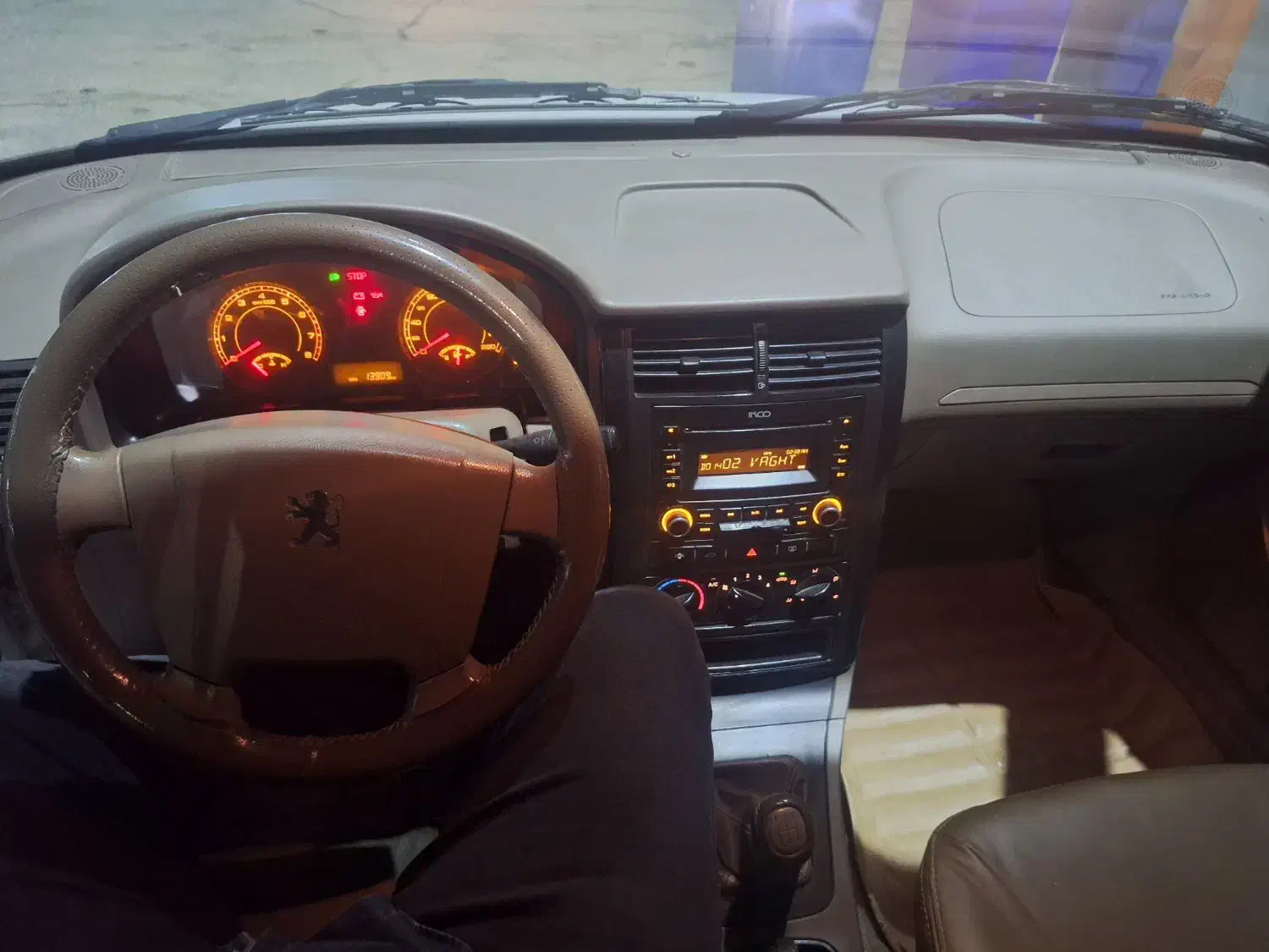 پژو 405 SLX بنزینی TU5 - 1396