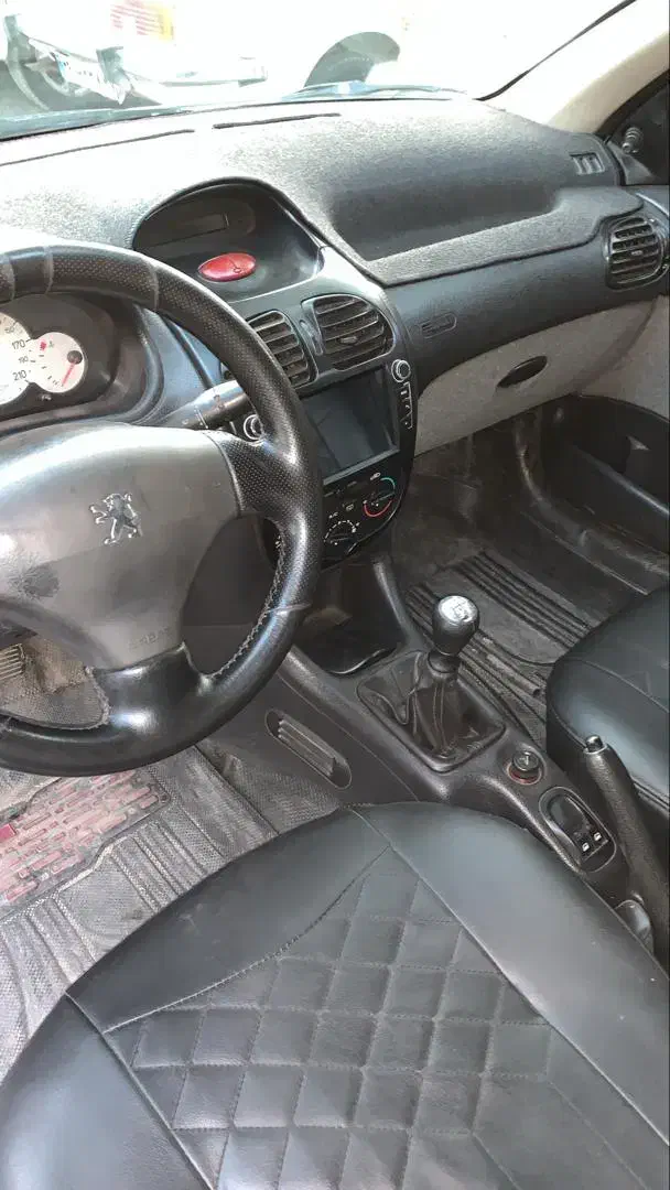 پژو ۲۰۶ صندوق دار v8 - 1391