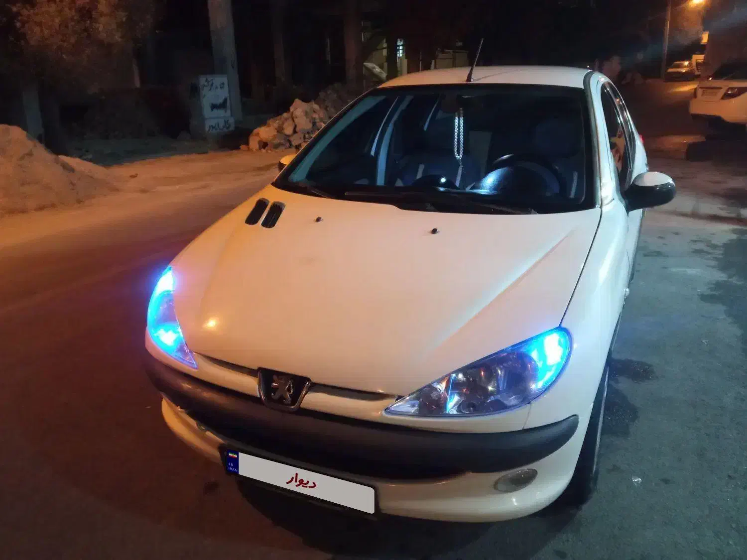پژو ۲۰۶ صندوق دار v8 - 1390
