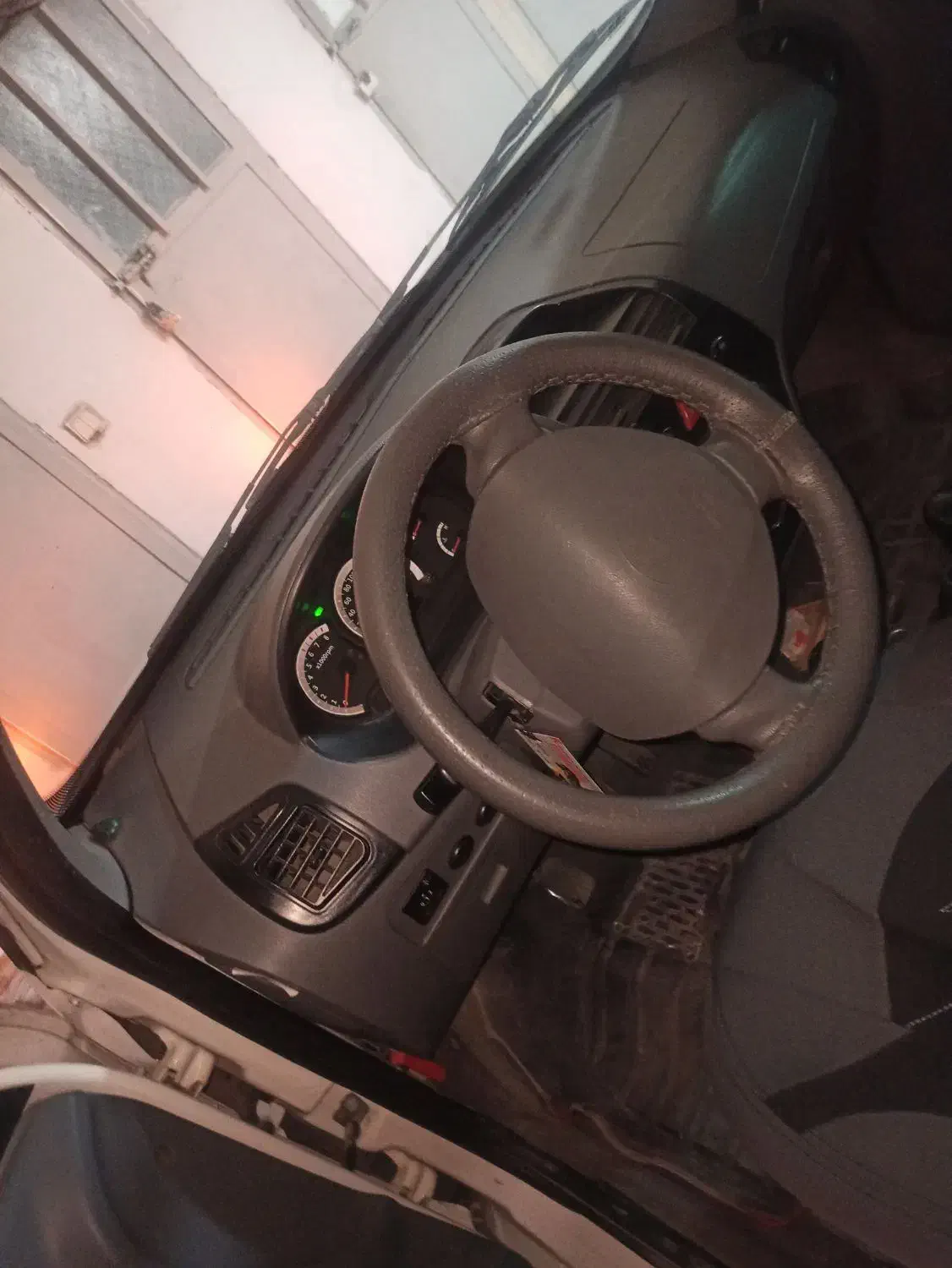 تیبا صندوق دار EX - 1400