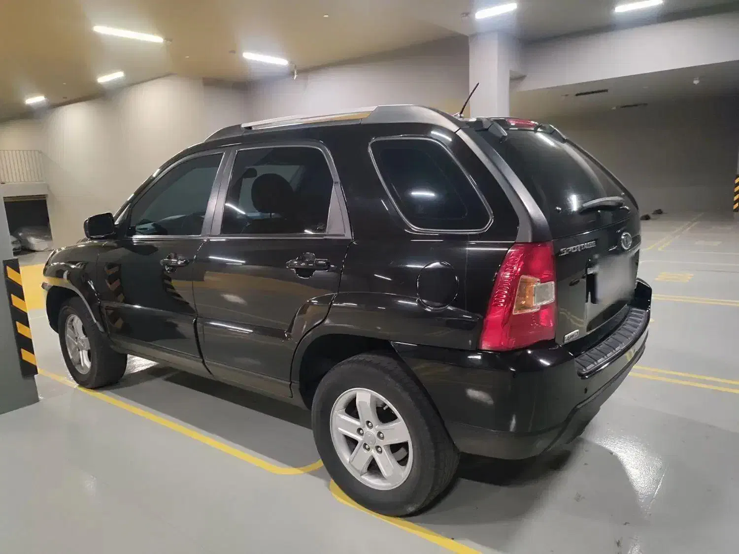کیا اسپورتیج 6 سیلندر 2700cc - 2010