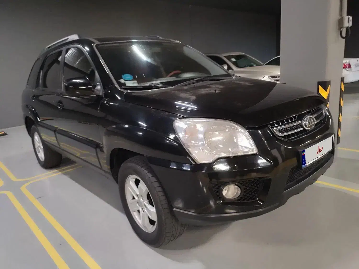 کیا اسپورتیج 6 سیلندر 2700cc - 2010