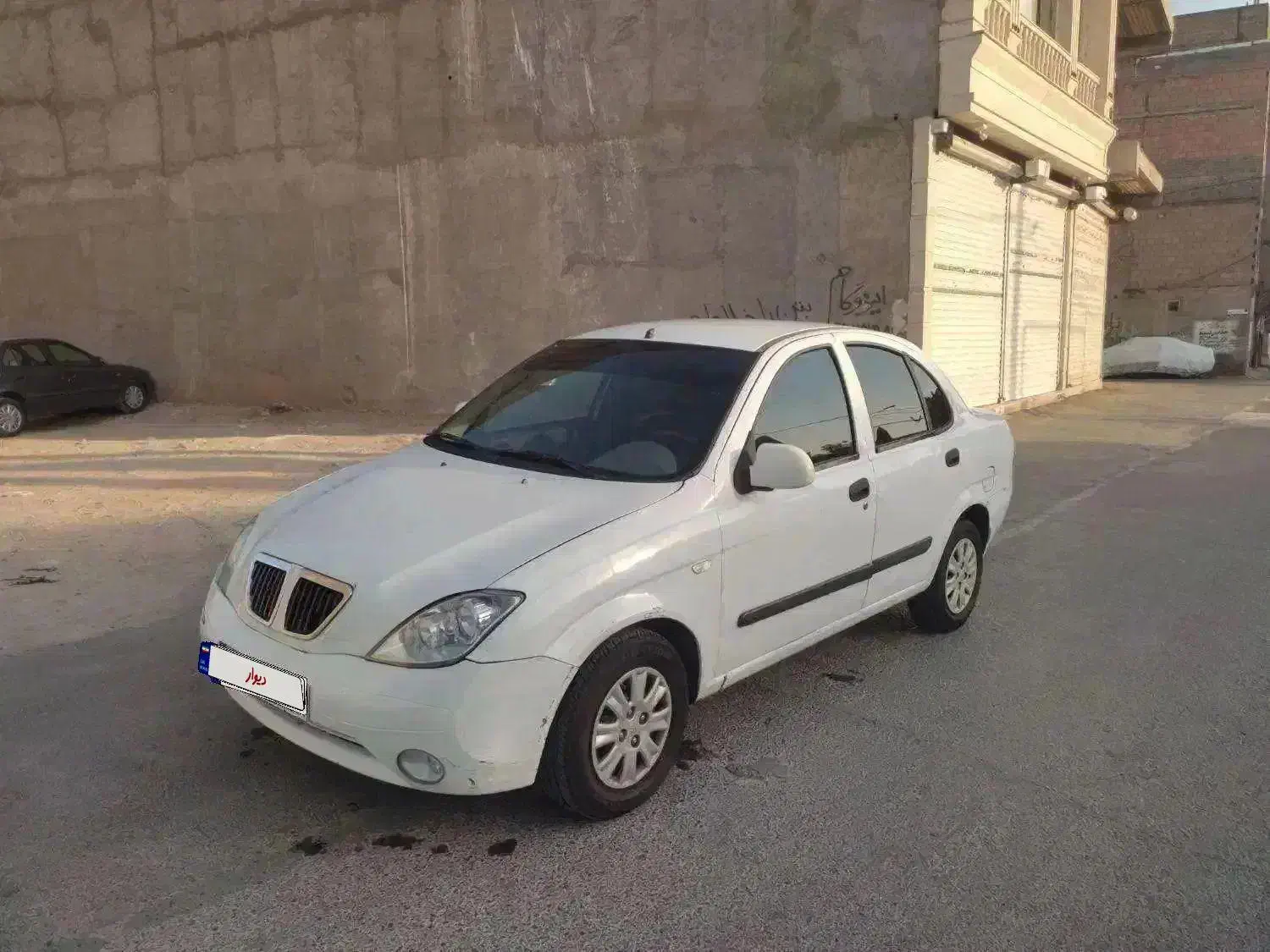 تیبا صندوق دار SL - 1392