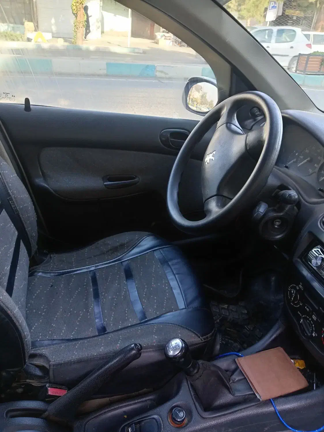 پژو ۲۰۶ صندوق دار v8 - 1386