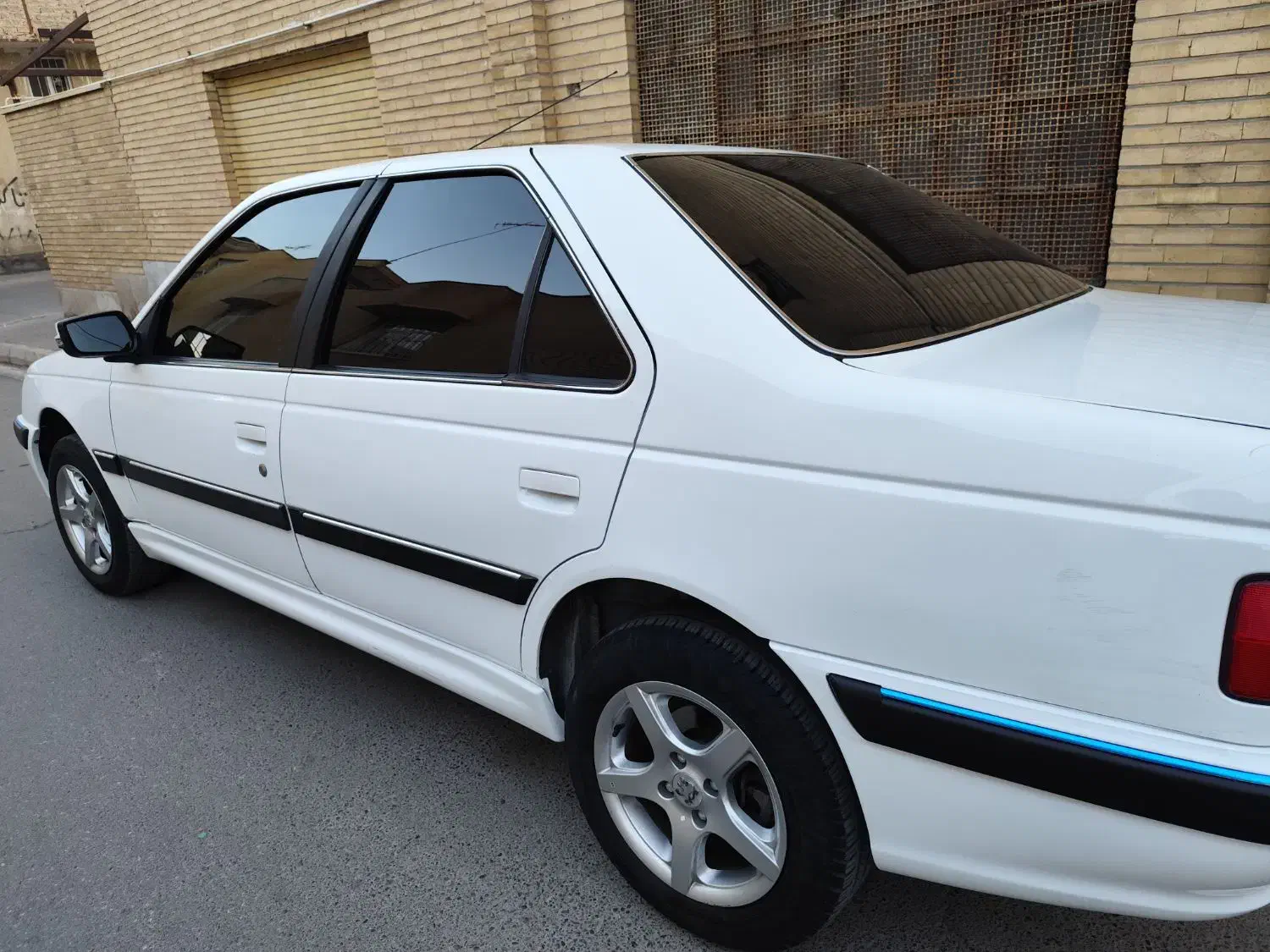 پژو پارس ELX-XU7P سفارشی - 1401
