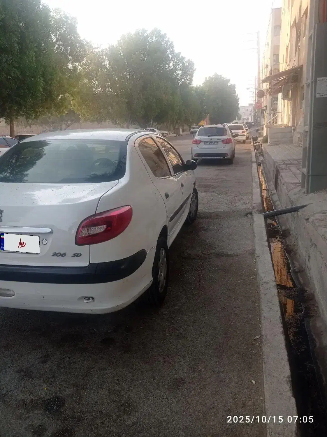 پژو ۲۰۶ صندوق دار v8 - 1390