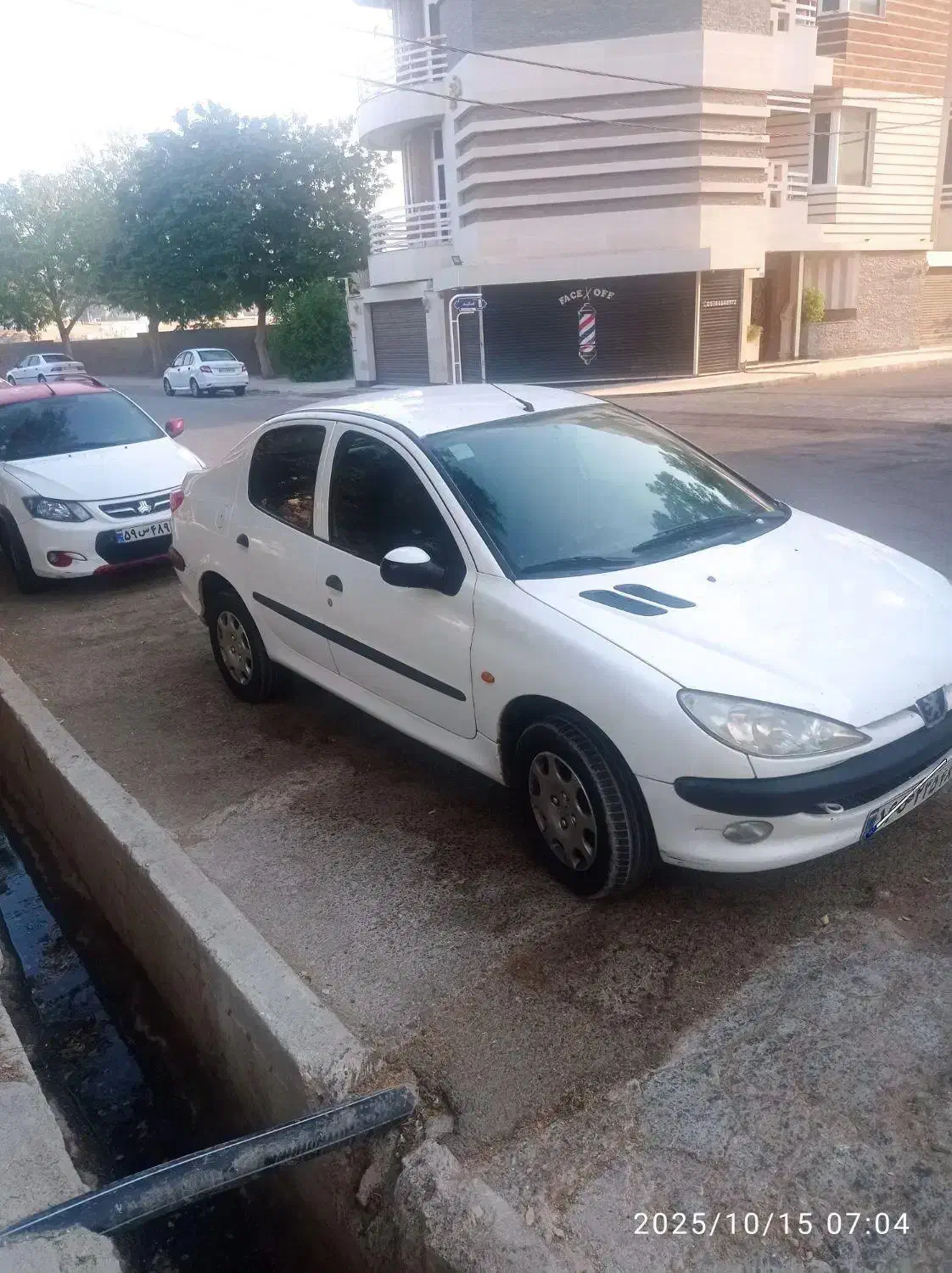 پژو ۲۰۶ صندوق دار v8 - 1390