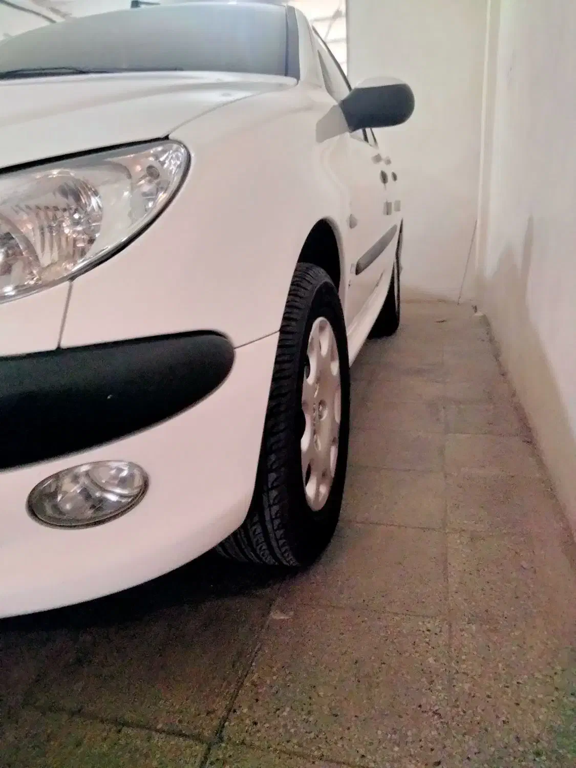 پژو ۲۰۶ صندوق دار v8 - 1398