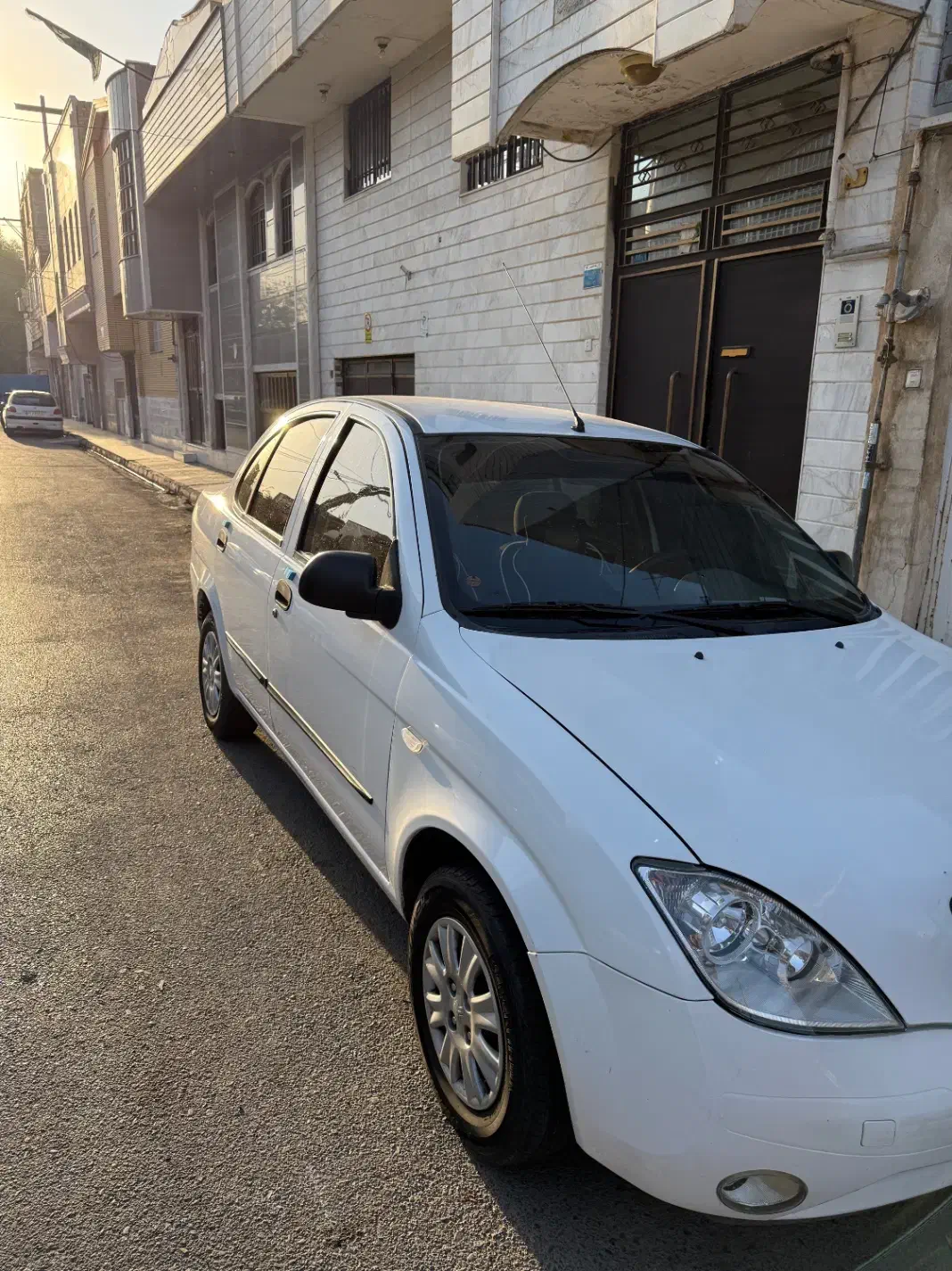 تیبا صندوق دار SX - 1397