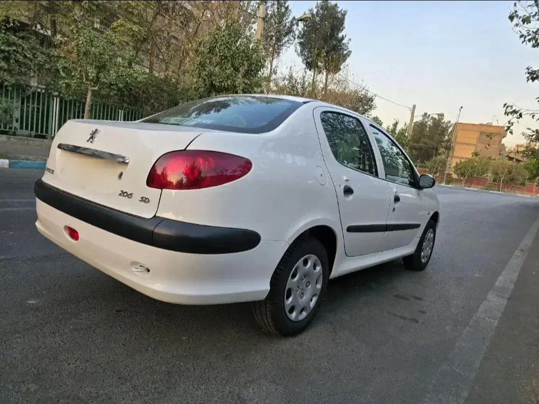 خودرو پژو، ۲۰۶ صندوق دار آگهی ann_20751027