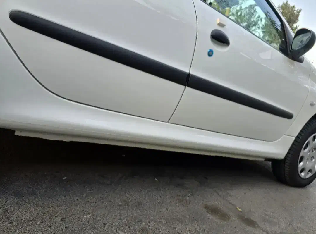 پژو ۲۰۶ صندوق دار v8 - 1396