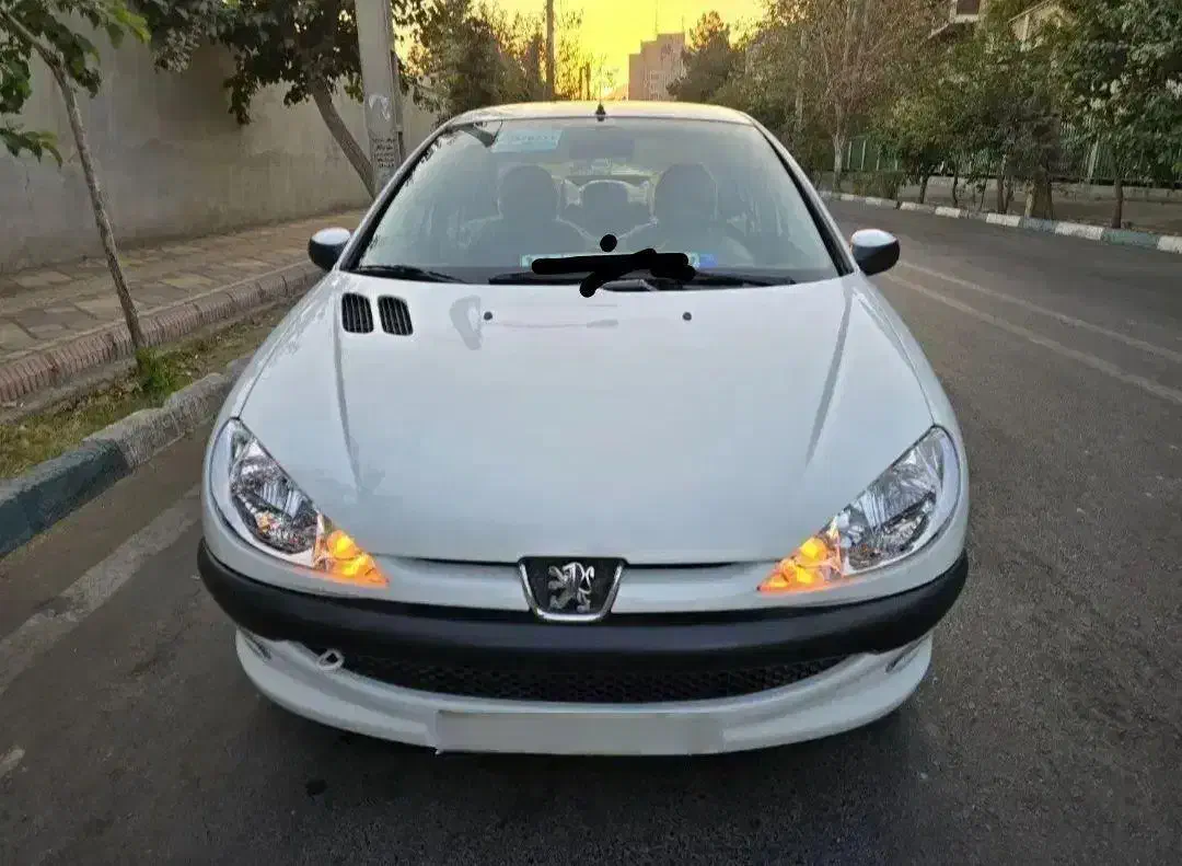 پژو ۲۰۶ صندوق دار v8 - 1396