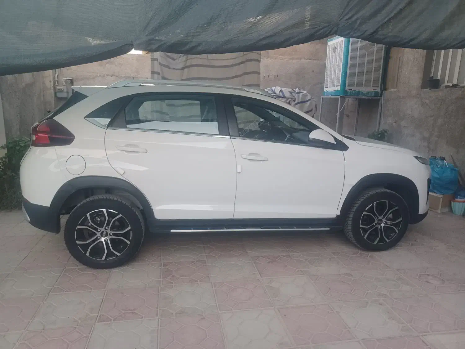 ام وی ام X22 پرو دنده‌ای - 1402