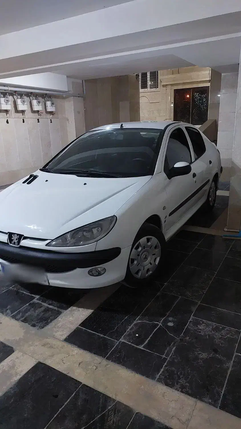 پژو ۲۰۶ صندوق دار v8 - 1394