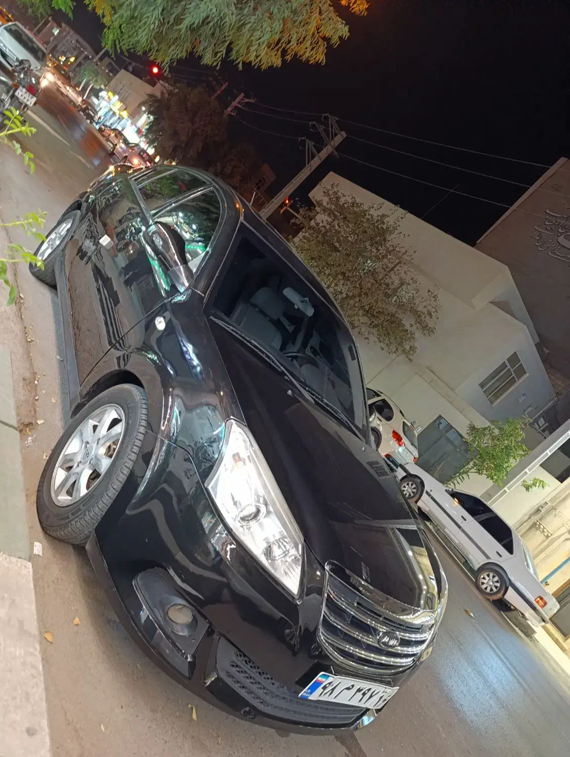 ام وی ام 550 اتوماتیک - 1395