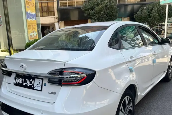 خودرو کی ام سی، ایگل آگهی ann_20751875