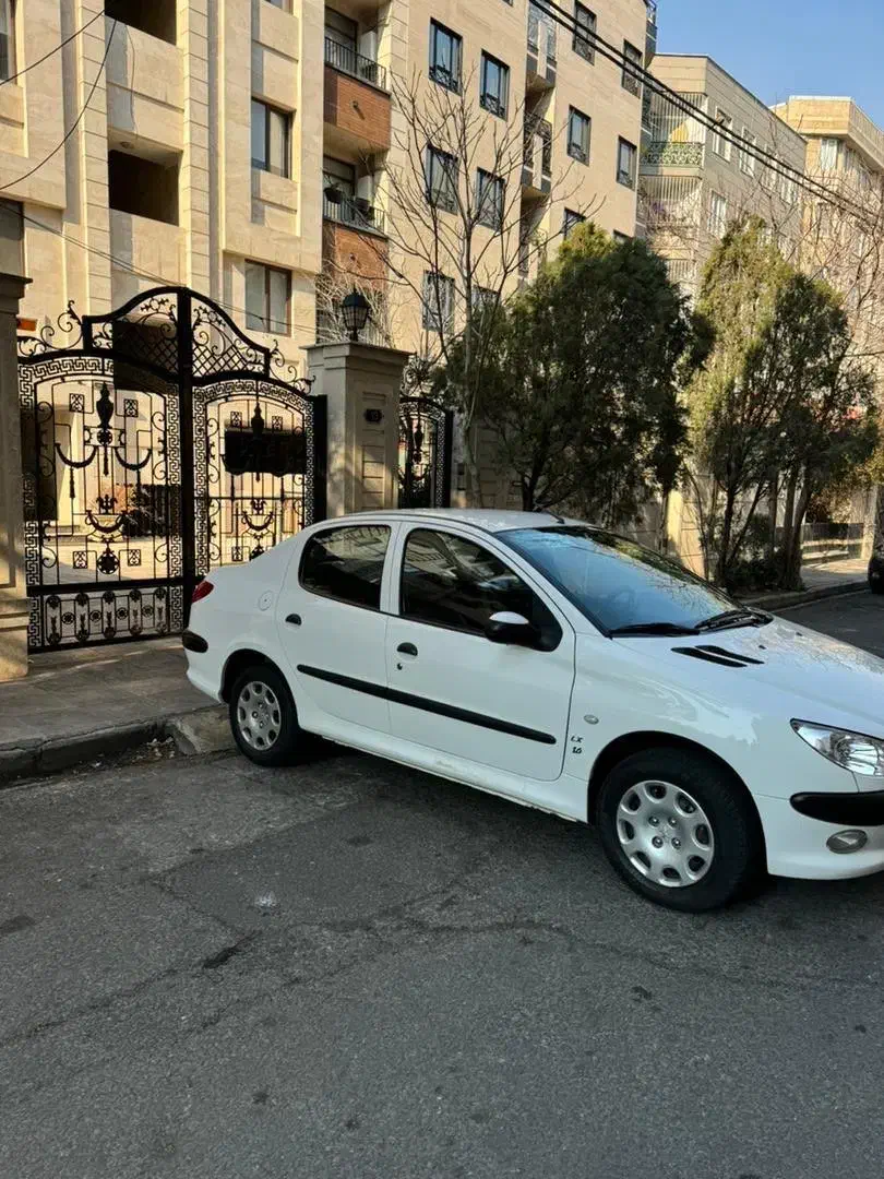 پژو ۲۰۶ صندوق دار v8 - 1397