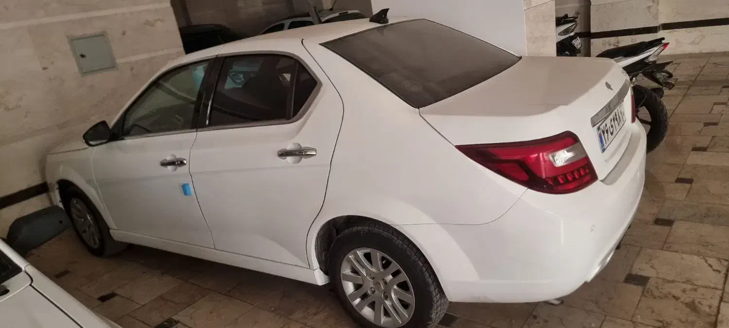 دنا پلاس ۵ دنده EF7 - 1402