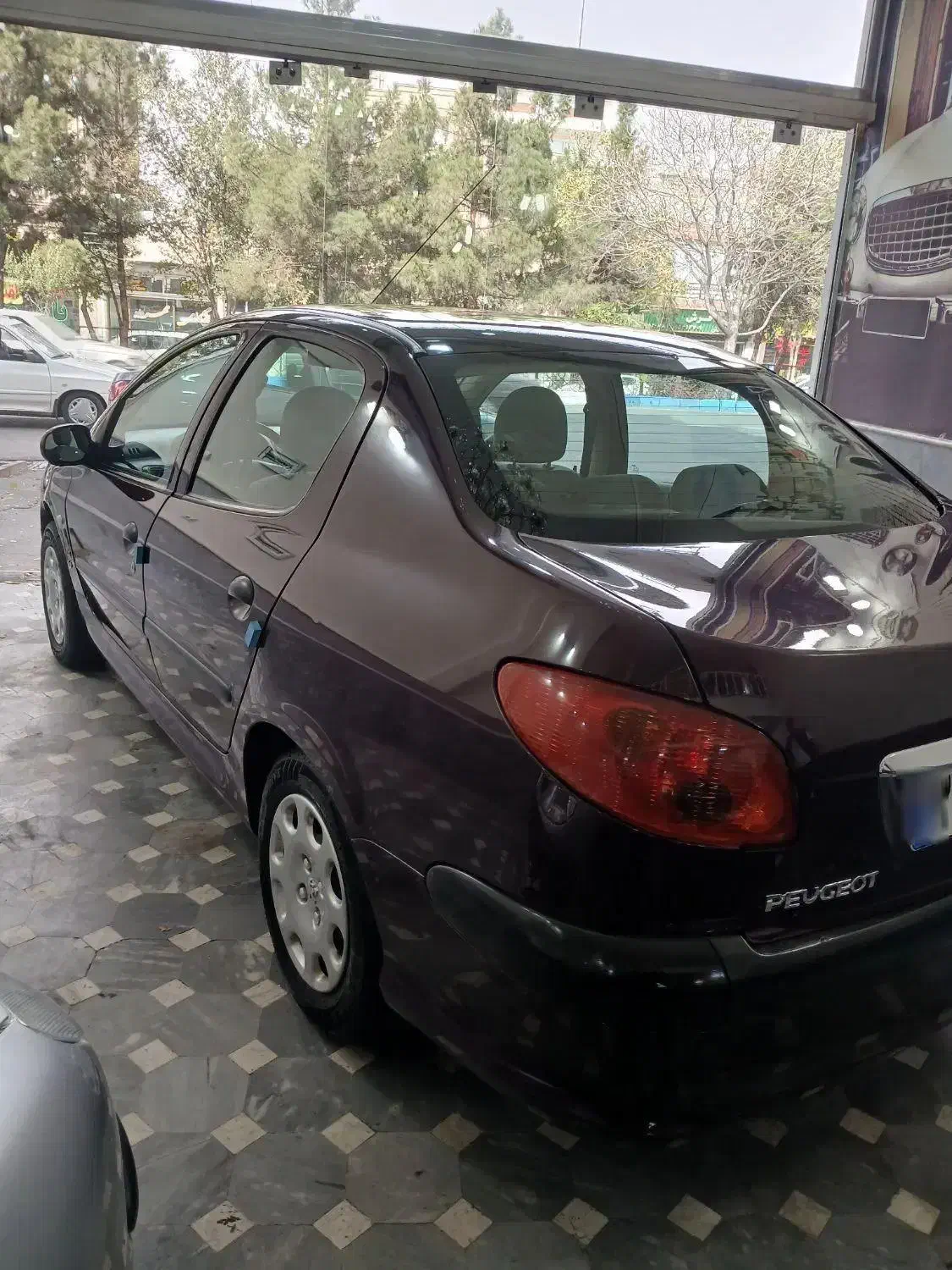 پژو ۲۰۶ صندوق دار v8 - 1390
