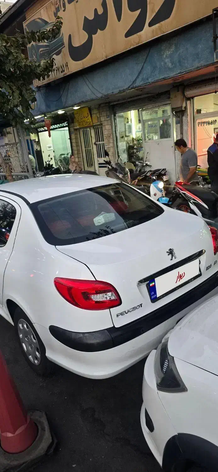 پژو ۲۰۶ صندوق دار v8 - 1397