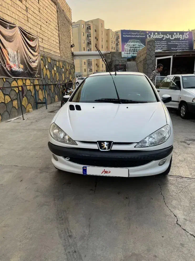 پژو ۲۰۶ صندوق دار v20 - 1389