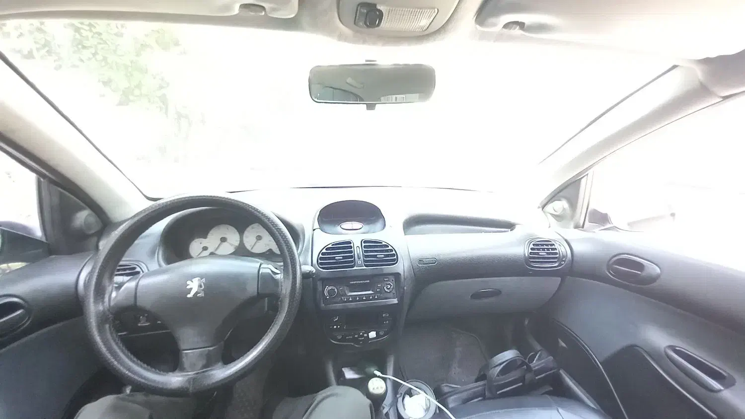 پژو ۲۰۶ صندوق دار v8 - 1395