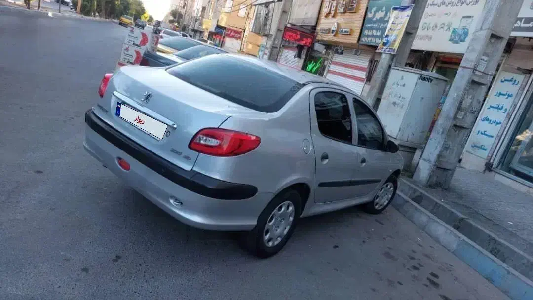 پژو ۲۰۶ صندوق دار v8 - 1386