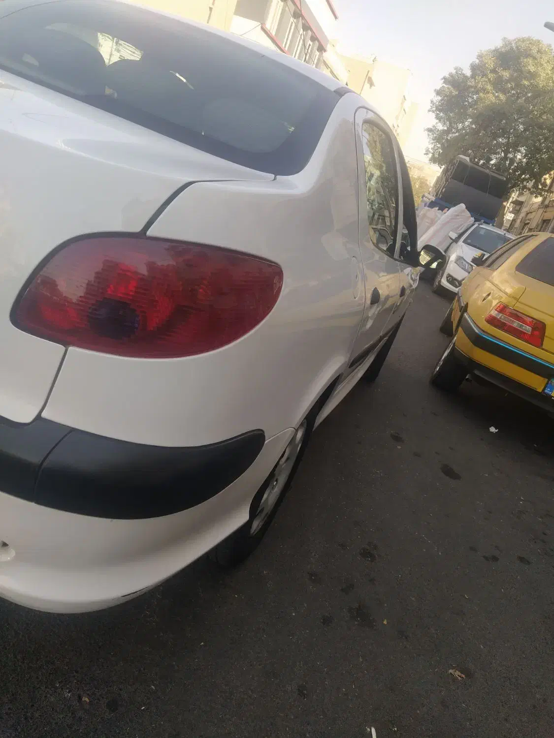 پژو ۲۰۶ صندوق دار v8 - 1398