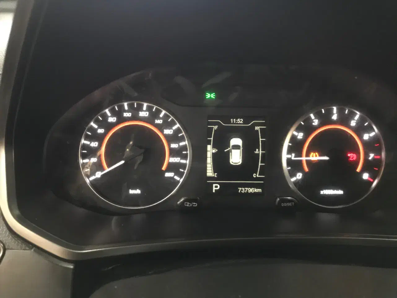 ام وی ام X22 پرو اتوماتیک IE - 1401