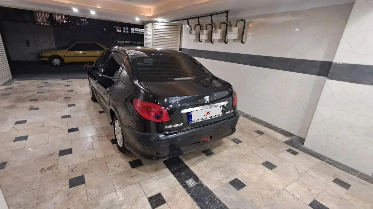 پژو ۲۰۶ صندوق دار v8 - 1396