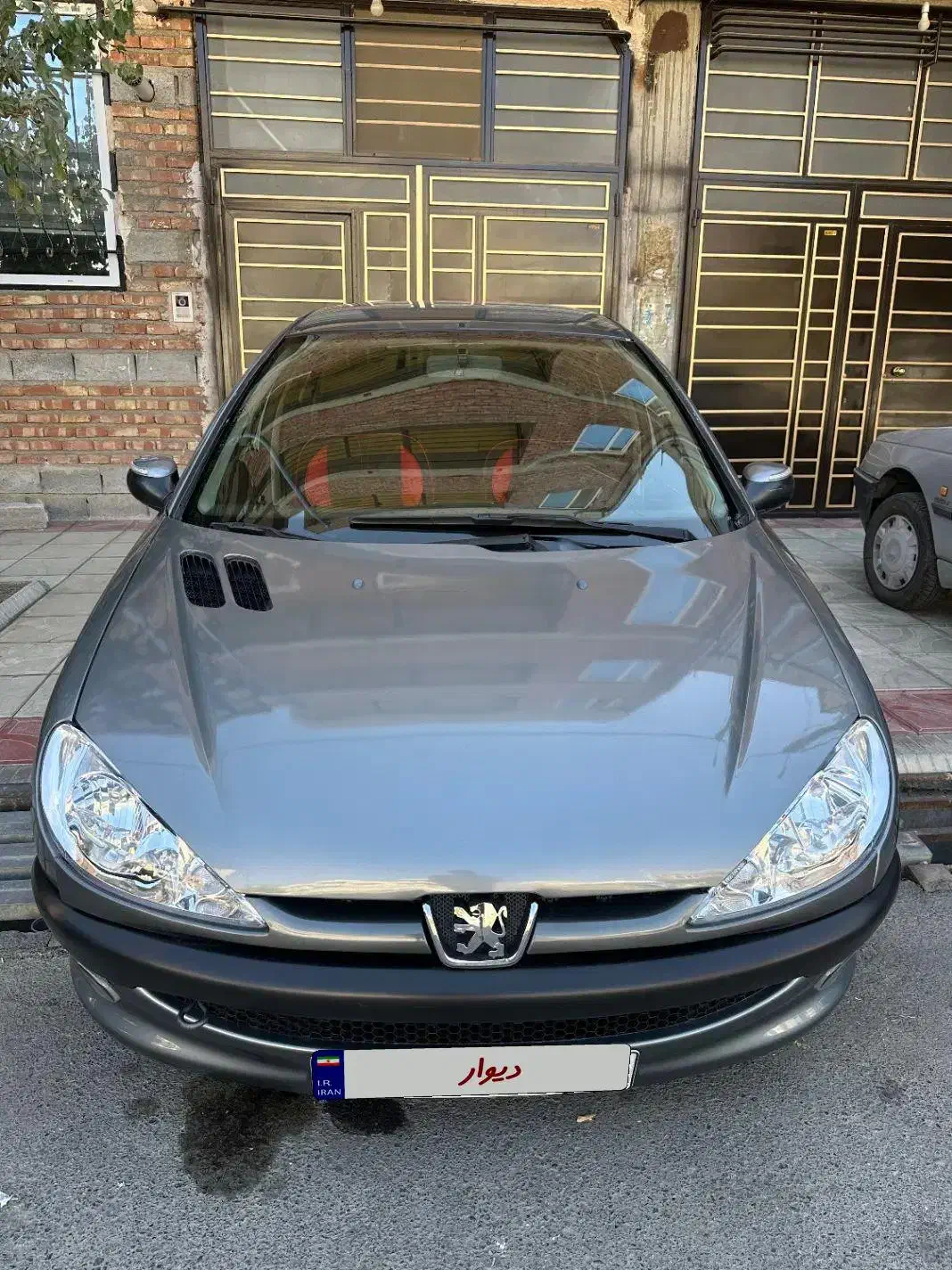پژو ۲۰۶ صندوق دار v8 - 1386
