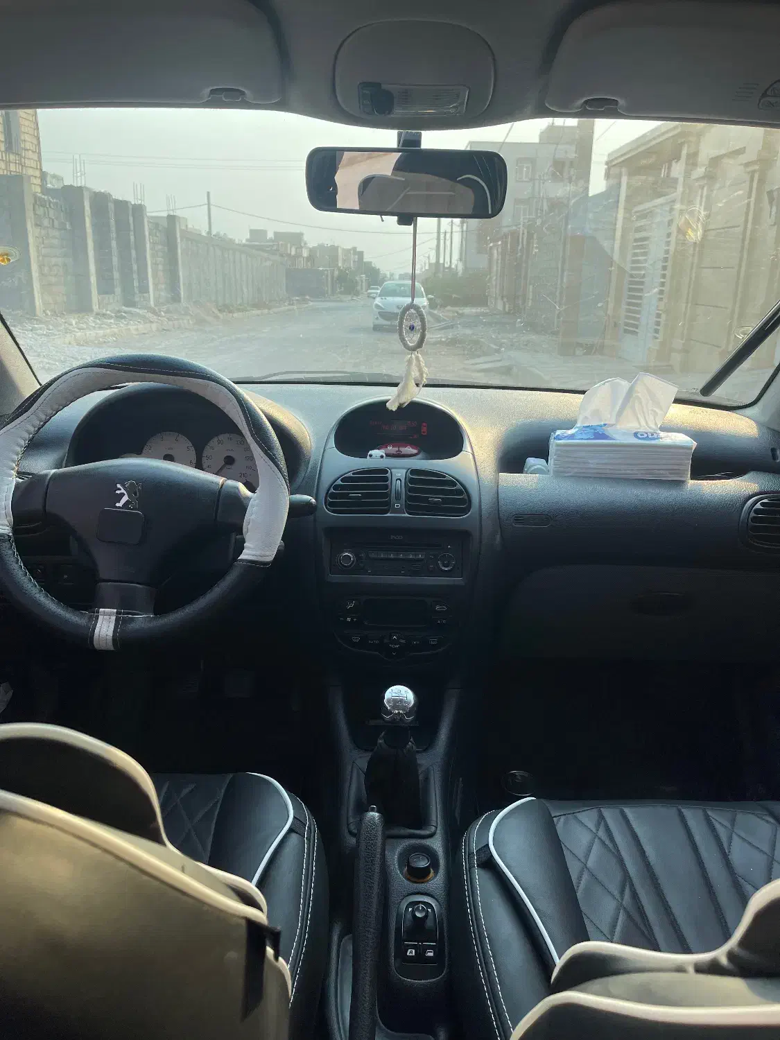 پژو ۲۰۶ صندوق دار v8 - 1395