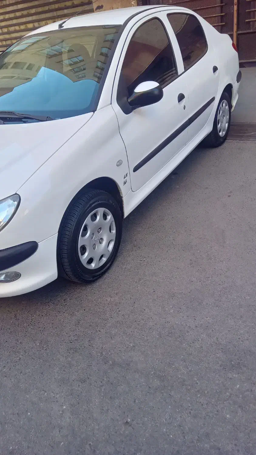 پژو ۲۰۶ صندوق دار v8 - 1395