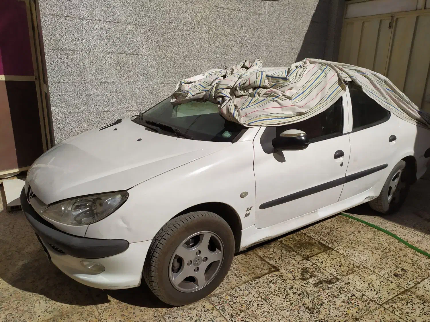 پژو ۲۰۶ صندوق دار v8 - 1394