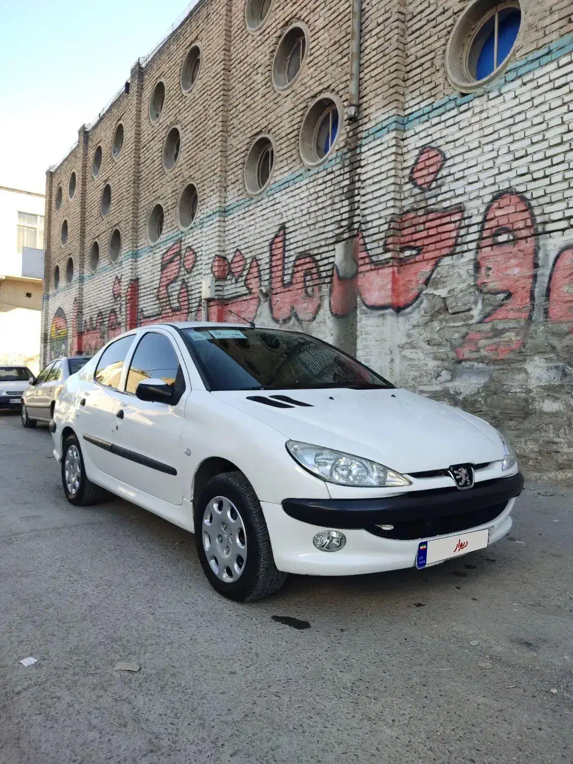 پژو ۲۰۶ صندوق دار v8 - 1391